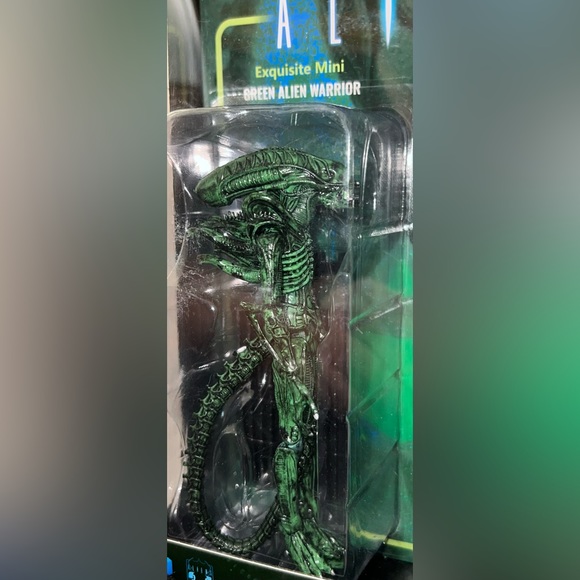 Hiya Toys Aliens Lead Green Battle Damaged Alien Warrior Set Alien Resurrection - Picture 2 of 11